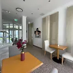 Aparthotel Eurotel Am Main 3*