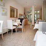 Aparthotel Eurotel Am Main 3*