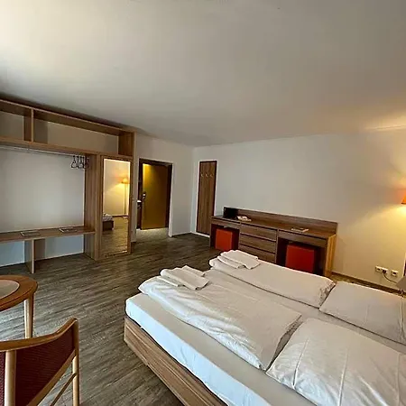 Eurotel Am Main Aparthotel 3*