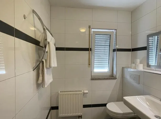 شقة فندقية Eurotel Am Main 3*