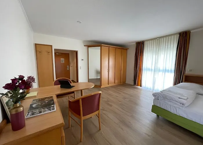 Eurotel Am Main شقة فندقية